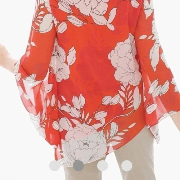 CHICO'S Asymmetrical Contemporary Floral Tunic Top - Picture 5 of 10